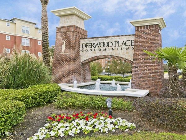 4480 DEERWOOD LAKE PARKWAY, Unit 458, Jacksonville, FL 32216