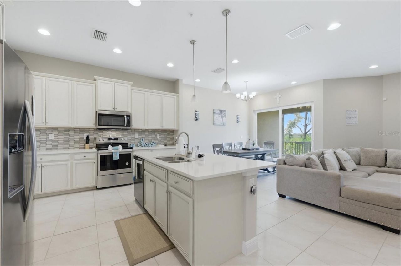 10425 Pilothouse Court , Unit 131, Placida, FL 33946 Photo
