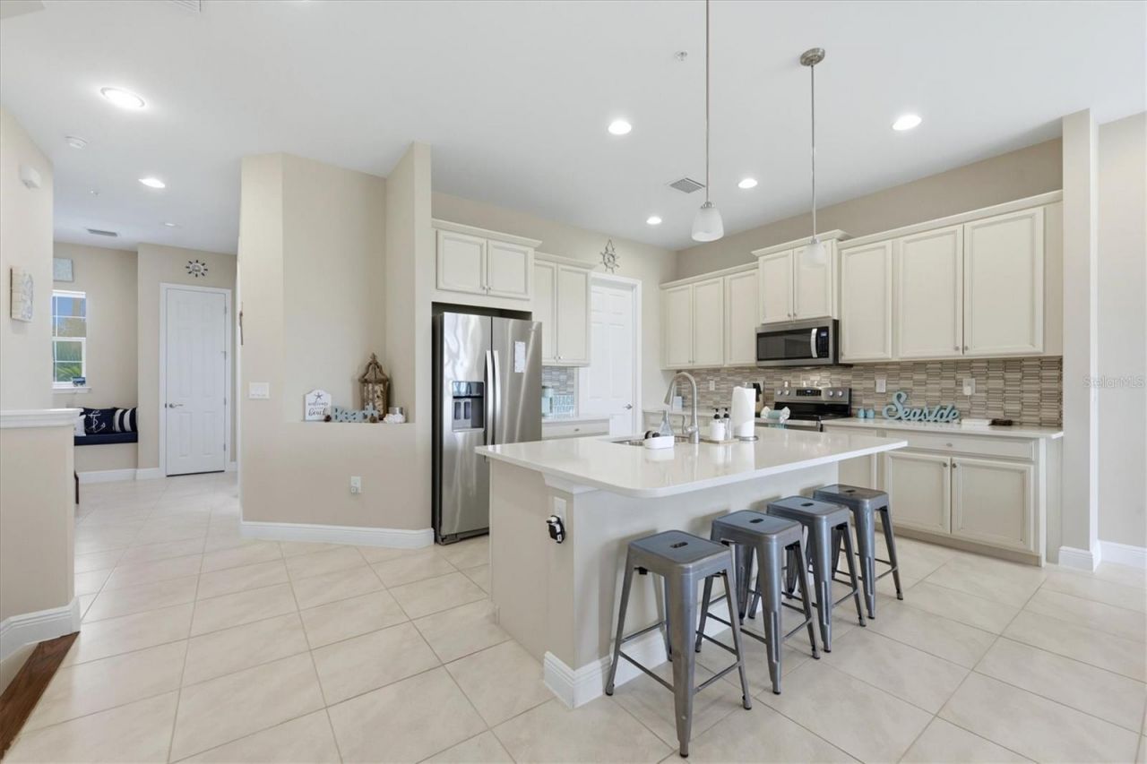 10425 Pilothouse Court , Unit 131, Placida, FL 33946 Photo