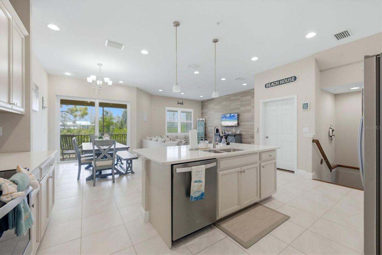10425 Pilothouse Court , Unit 131, Placida, FL 33946 Photo