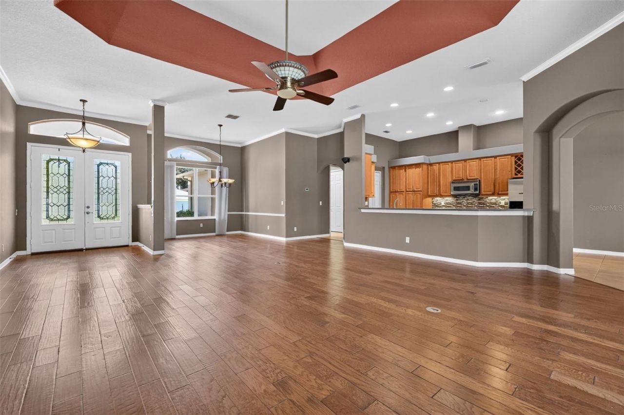 20606 Queen Alexandra Drive , Leesburg, FL 34748 Photo