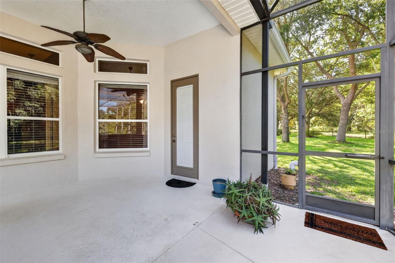 20606 Queen Alexandra Drive , Leesburg, FL 34748 Photo
