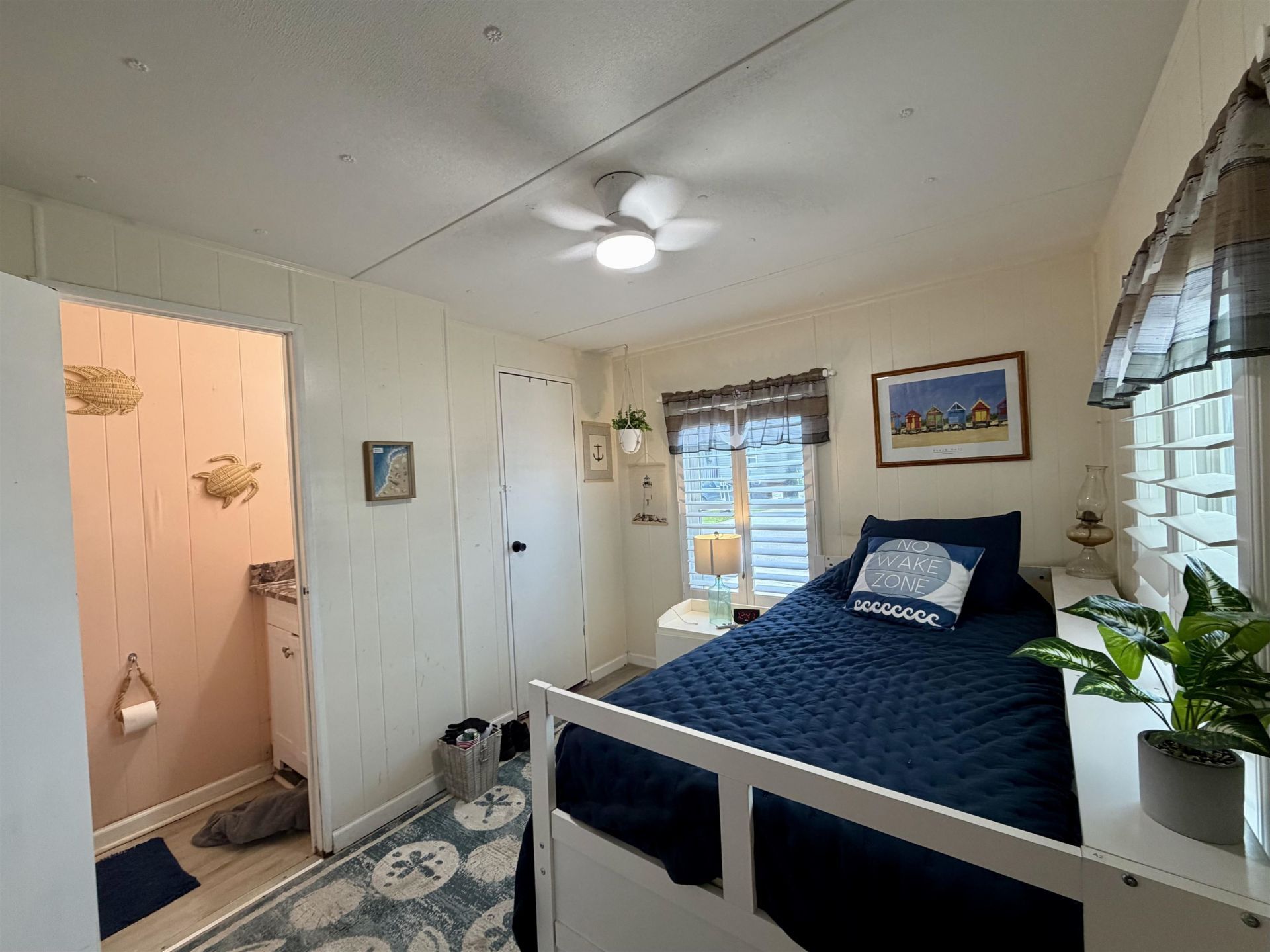 258 Flamingo Dr. Photo 16