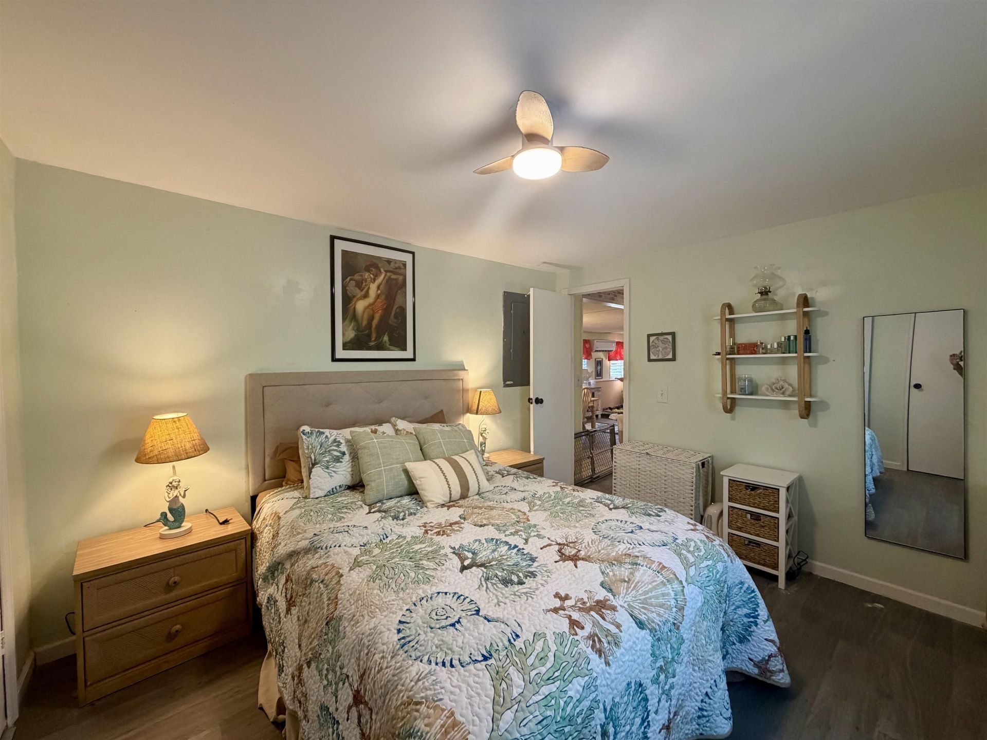 258 Flamingo Dr. Photo 21