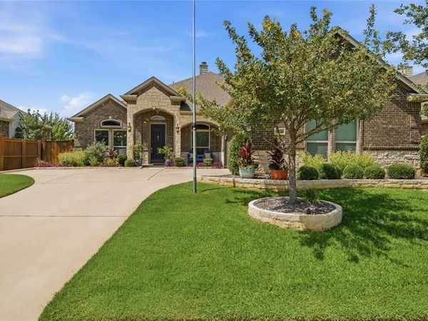 5221 Windstone Drive, Fort Worth, TX 76244