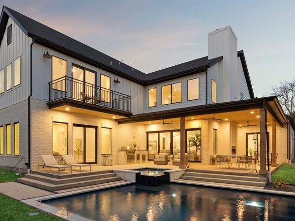 1811 Bermuda Street, Dallas, TX 75214