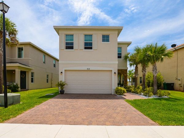 713 NW Leonardo Circle, Unit 713, Port St. Lucie, FL 34986