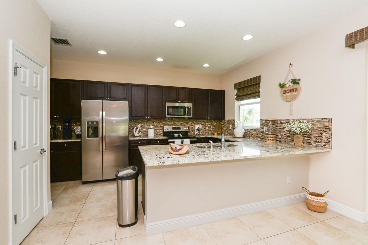 713 NW Leonardo Circle, Unit 713, Port Saint Lucie, FL 34986 Photo