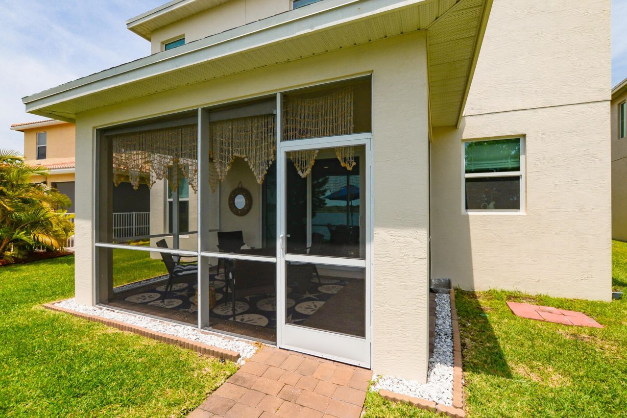 713 NW Leonardo Circle, Unit 713, Port Saint Lucie, FL 34986 Photo