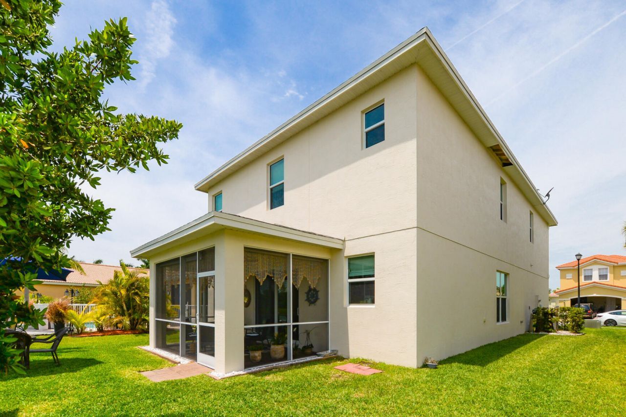 713 NW Leonardo Circle, Unit 713, Port Saint Lucie, FL 34986 Photo