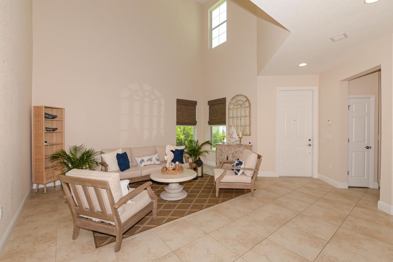 713 NW Leonardo Circle, Unit 713, Port Saint Lucie, FL 34986 Photo