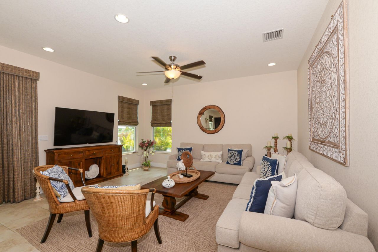 713 NW Leonardo Circle, Unit 713, Port Saint Lucie, FL 34986 Photo