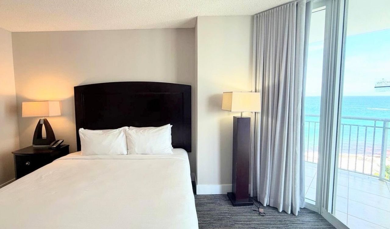 17375 Collins Avenue, Unit 1104, Sunny Isles Beach, FL 33160 Photo