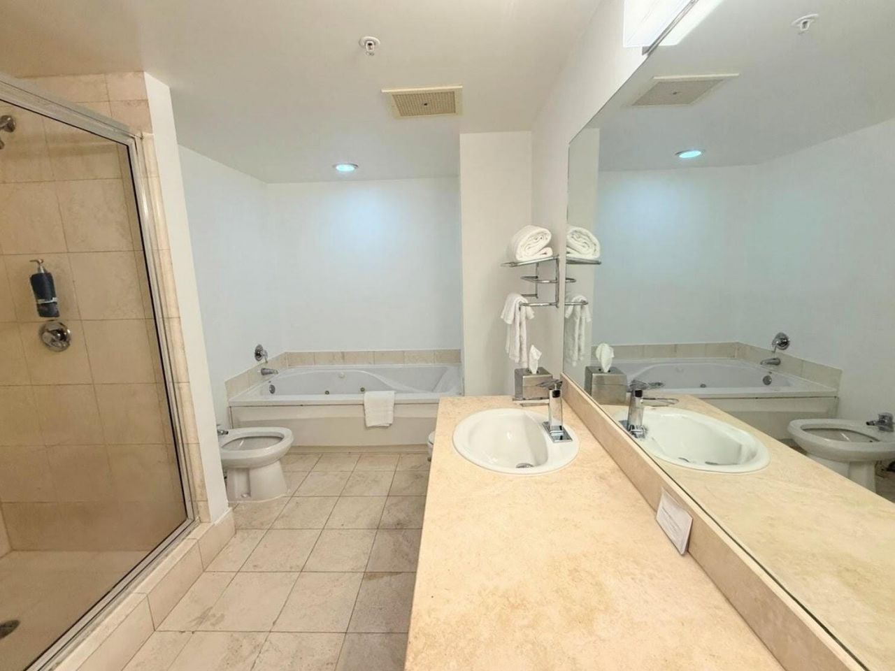 17375 Collins Avenue, Unit 1104, Sunny Isles Beach, FL 33160 Photo
