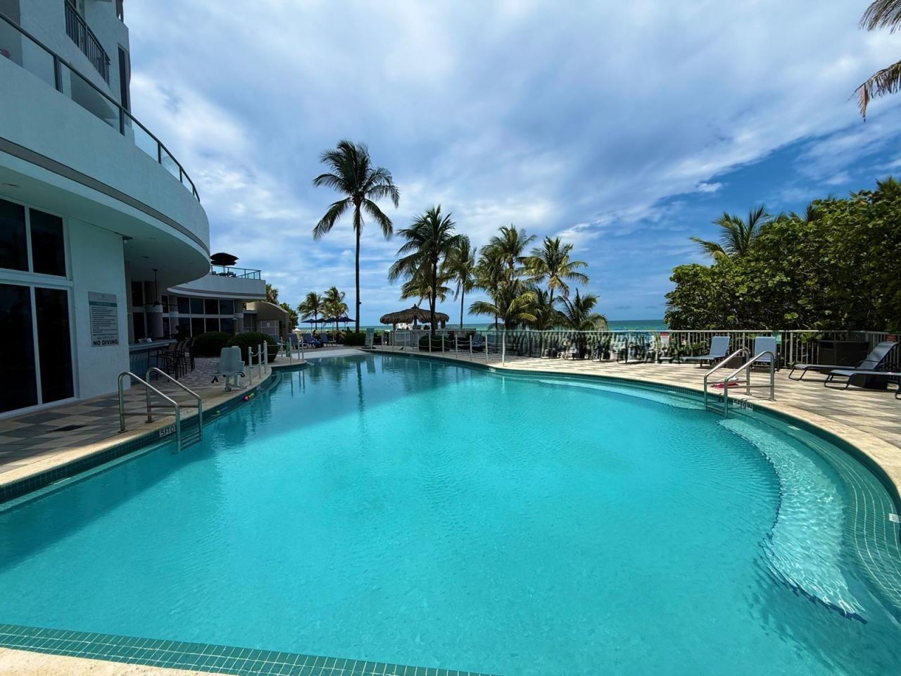 17375 Collins Avenue, Unit 1104, Sunny Isles Beach, FL 33160 Photo