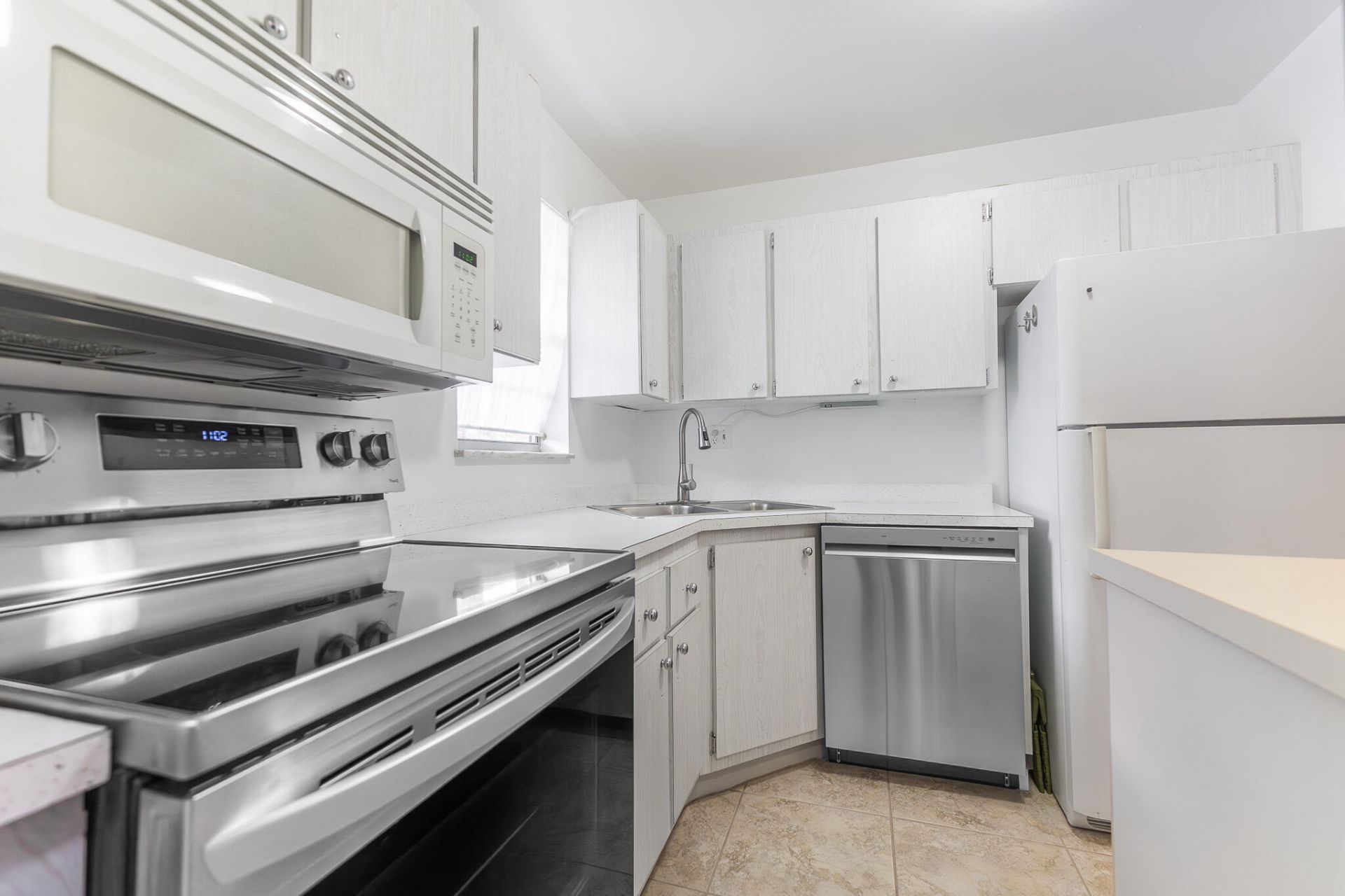 1982 SW Palm City Road, Unit I, Stuart, FL 34994 Photo