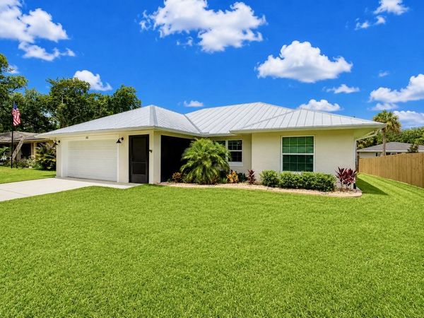 1133 37th Avenue SW, Vero Beach, FL 32968