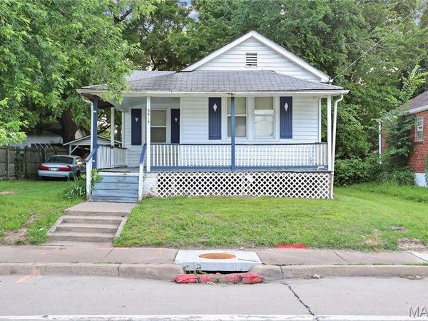 3915 N Hanley Road , St Louis, MO 63121