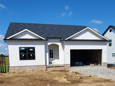2013 Thorntree Lane, Lawrenceburg, KY 40342