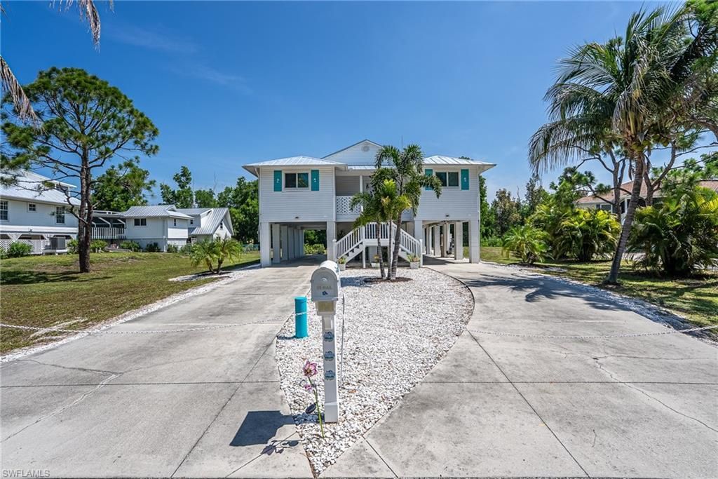 10810 Habitat Cir, Bokeelia, FL 33922 Photo