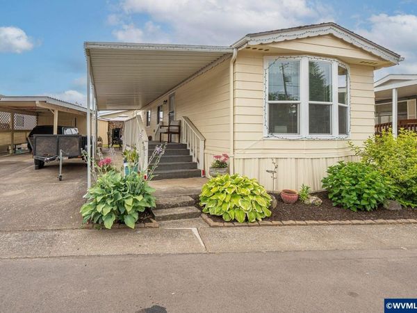 4374 Hazelgreen Rd NE, Salem, OR 97305