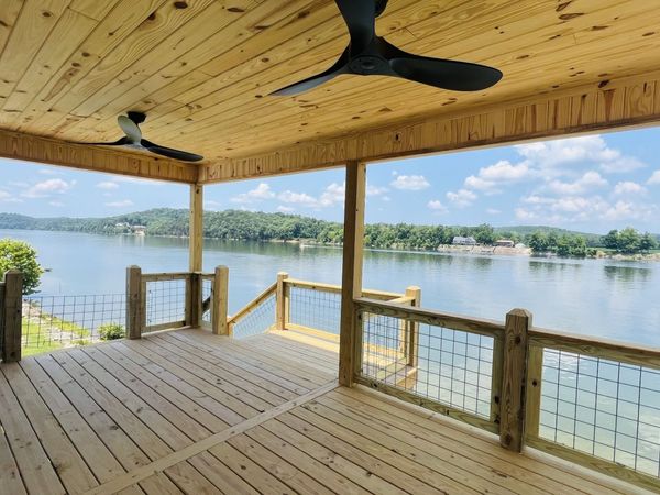 1109 River Front Drive , Clifton, TN 38425