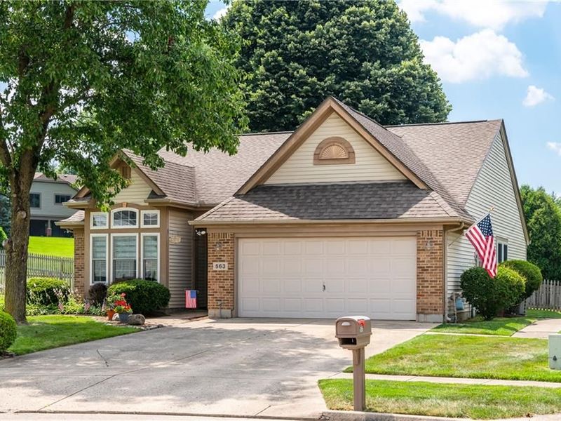 563 Breckenridge Way, Beavercreek, OH 45430 Photo 3