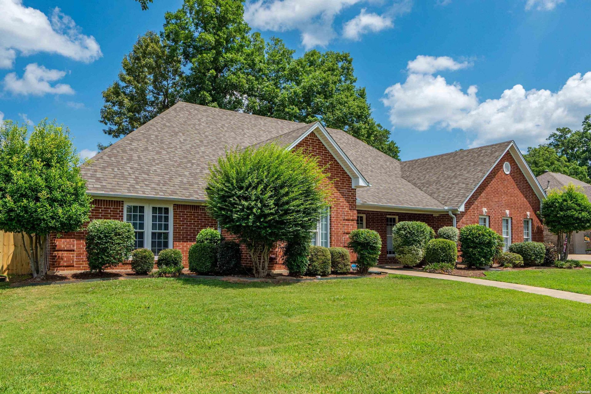 2724 CROOKED STICK Drive Benton, AR 72015