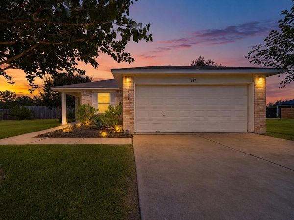 137 Hay Meadow RD, Cedar Creek, TX 78612