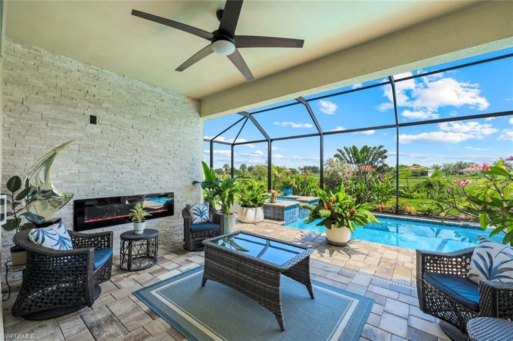 18725 Lake Hammock Dr , Naples, FL 34114 Photo