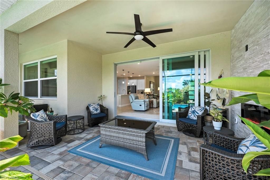 18725 Lake Hammock Dr , Naples, FL 34114 Photo