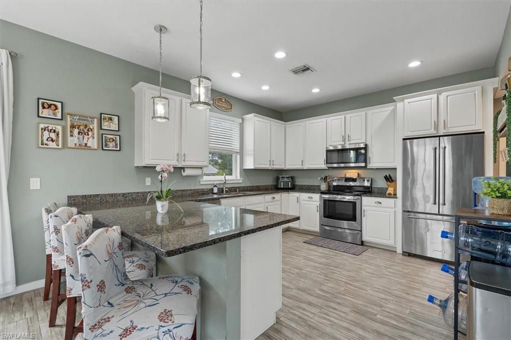 18432 Camellia Rd, Fort Myers, FL 33967 Photo