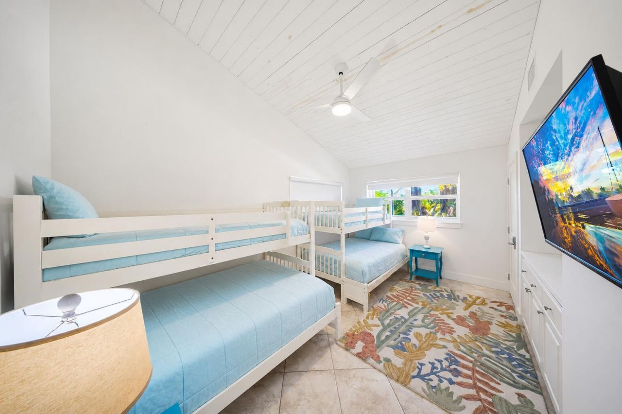 420 11th Street, Key Colony, FL 33051 Photo