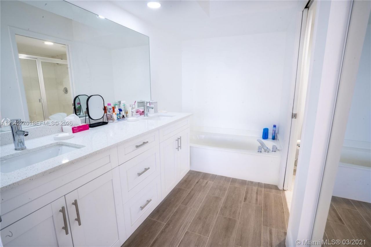 Please Call For Address, Unit 1904, Aventura, FL 33180 Photo