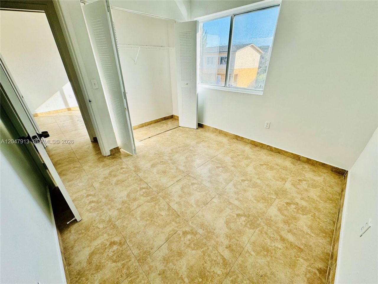 6245 Kendale Lakes Cir, Unit 208, Miami, FL 33183 Photo