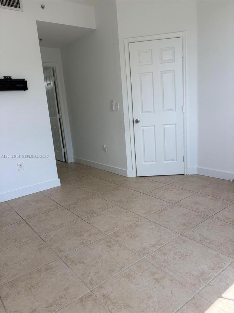 2080 Greenview Shores Blvd , Unit 410, Wellington, FL 33414 Photo