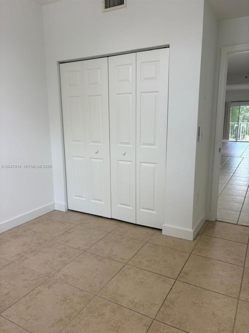 2080 Greenview Shores Blvd , Unit 410, Wellington, FL 33414 Photo
