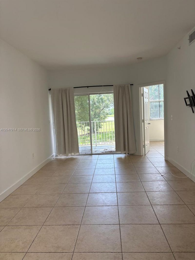 2080 Greenview Shores Blvd , Unit 410, Wellington, FL 33414 Photo