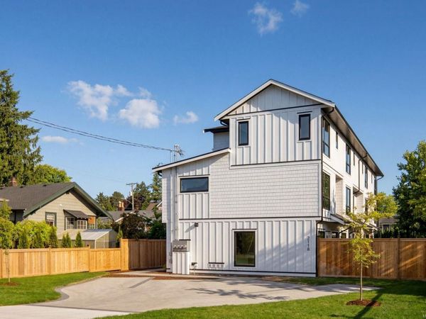 2118 Pentland Rd, Unit #4, Oak Bay, BC V8S 2W4