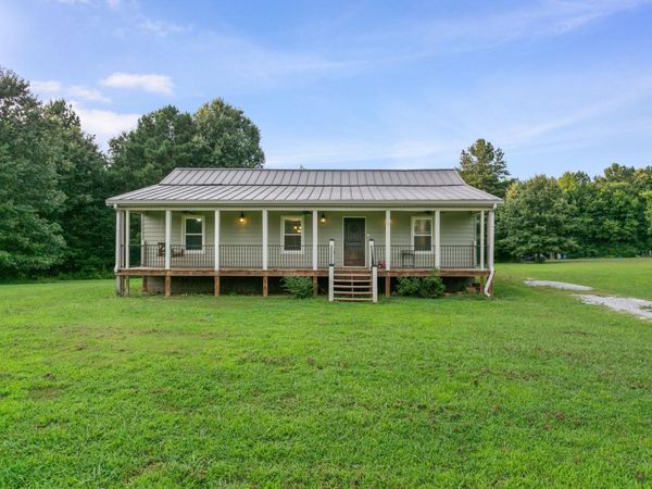 1281 Co Rd 258, Florence, AL 35633