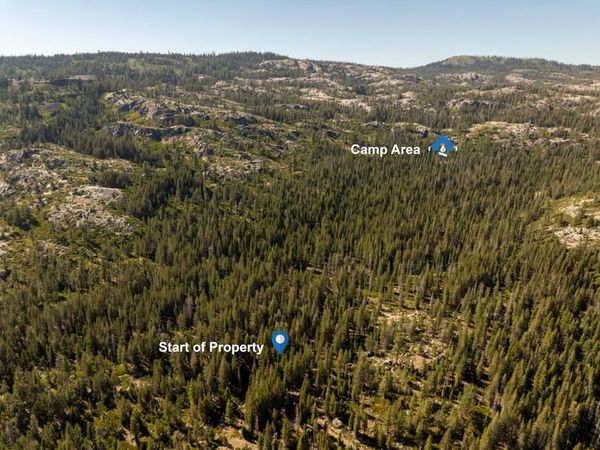 11415 Granite Ct, Soda Springs, CA 95728