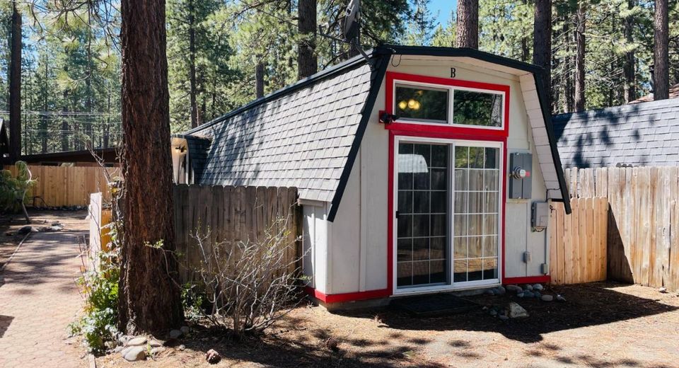 838 San Francisco Avenue, South Lake Tahoe, CA 96150 Photo