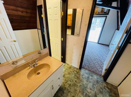 838 San Francisco Avenue, South Lake Tahoe, CA 96150 Photo