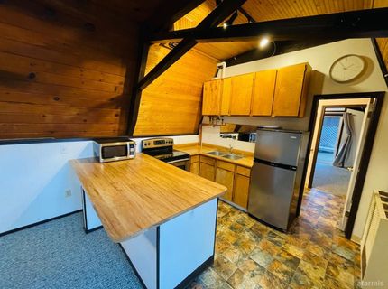 838 San Francisco Avenue, South Lake Tahoe, CA 96150 Photo