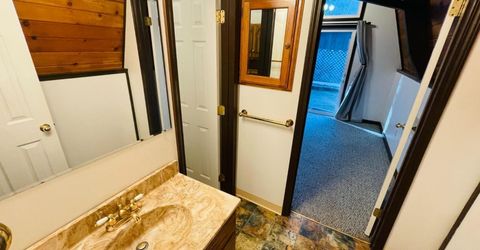 838 San Francisco Avenue, South Lake Tahoe, CA 96150 Photo