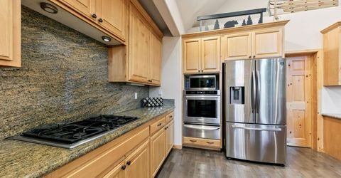 1201 Canarsee Street, South Lake Tahoe, CA 96150 Photo