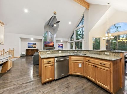 1201 Canarsee Street, South Lake Tahoe, CA 96150 Photo