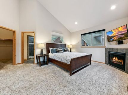 1201 Canarsee Street, South Lake Tahoe, CA 96150 Photo