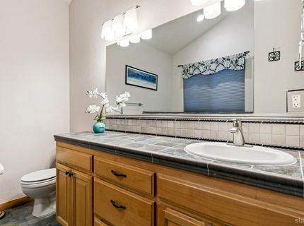 1201 Canarsee Street, South Lake Tahoe, CA 96150 Photo