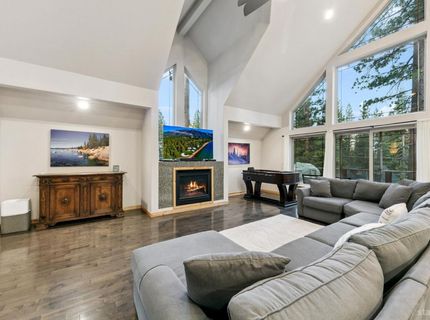 1201 Canarsee Street, South Lake Tahoe, CA 96150 Photo